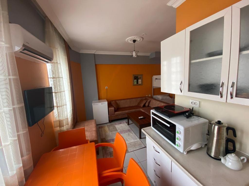 House Apartment *